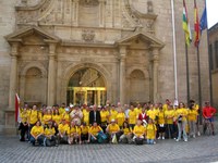 El Presidente del Parlamento de La Rioja participa con los miembros de Arfes en la etapa del Camino de Santiago