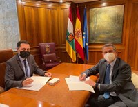 Parlamento regional y Gobierno de La Rioja colaborarán en la formación de los empleados públicos y en el ámbito de los servicios jurídicos   