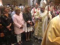 La Presidenta del Parlamento asiste en Valvanera a los actos del Día de la Diócesis