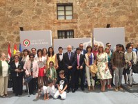 Carlos Coloma recibió el título de Riojano Ilustre