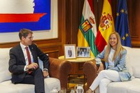 Reunión institucional con el presidente del Gobierno de La Rioja
