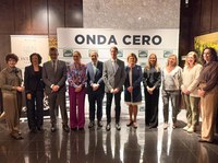 Fernández Cornago asiste a la entrega del VII Premio Mujer La Rioja que otorga Onda Cero