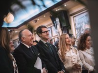 Presentación de 'Historias que brindan', en el 110º aniversario del Café Moderno de Logroño