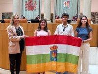 Recepción a jóvenes participantes en la ruta Quetzal