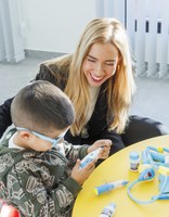 La presidenta visita la sede de FARO