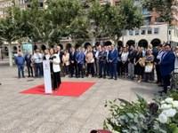 La presidenta del Parlamento de La Rioja participa en el acto de homenaje y ofrenda floral en recuerdo de Miguel Ángel Blanco