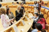 La presidenta del Parlamento felicita a “la gran familia ARPA Autismo” que cumple 40 años “aportando luz a numerosas familias”