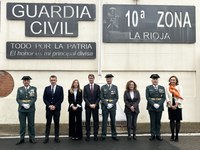 La presidenta del Parlamento participa en el 180º aniversario de la Fundación de la Guardia Civil