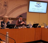 Luis Alonso comparece ante la Comisión de la Ciudad del Envase y el Embalaje
